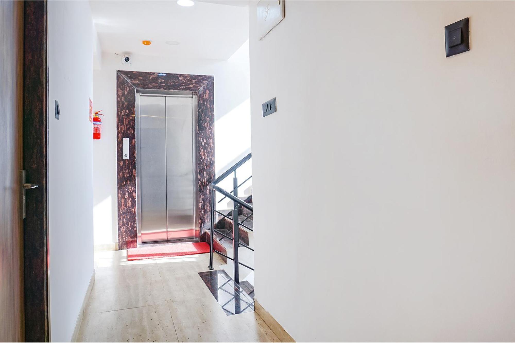 Fabhotel Atithi Regency Pune Bagian luar foto